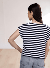 Back view of striped boxy T-shirt with dropped shoulders and relaxed fit, sewing pattern 'Lisa'