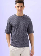 Front view of a model wearing the Men's Oversized T-shirt 'Archie' with a relaxed fit and crew neckline. Ideal for casual wear.