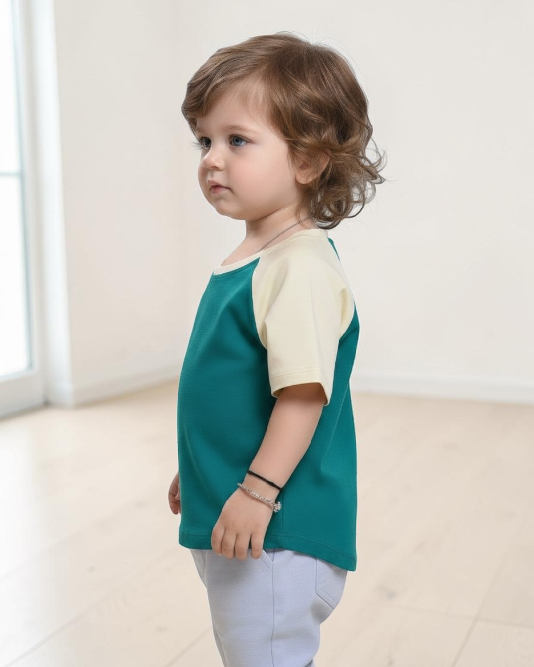 Kid's Raglan T-shirt Sewing Pattern 'Charlie'