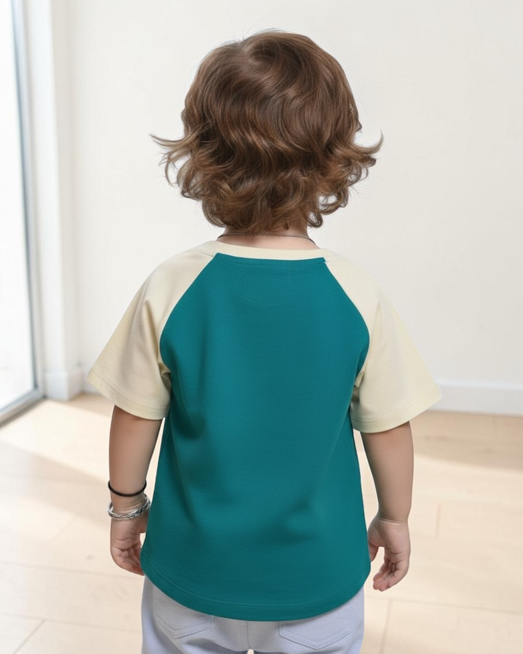 Kid's Raglan T-shirt Sewing Pattern 'Charlie'