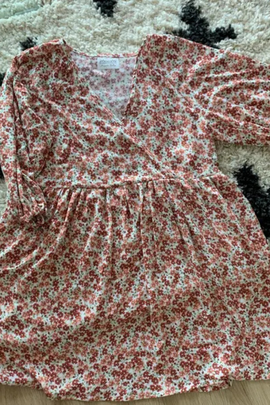 V-Neck Dress Sewing Pattern 'Ivy'