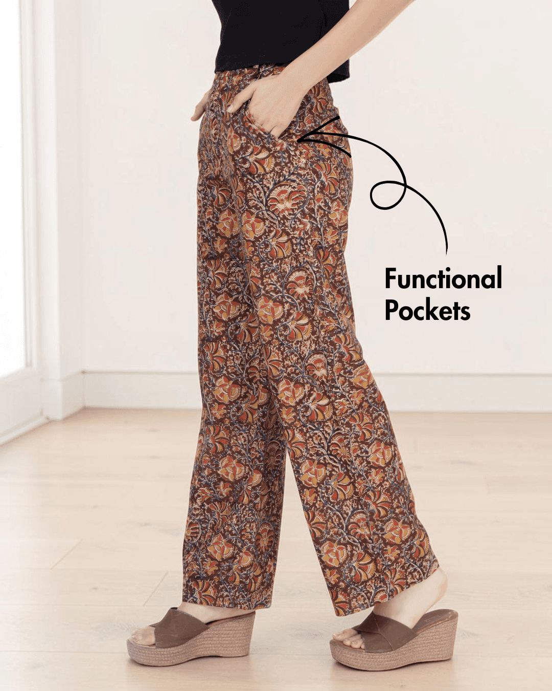 Women's wide leg pants with functional pockets and high waist in floral print