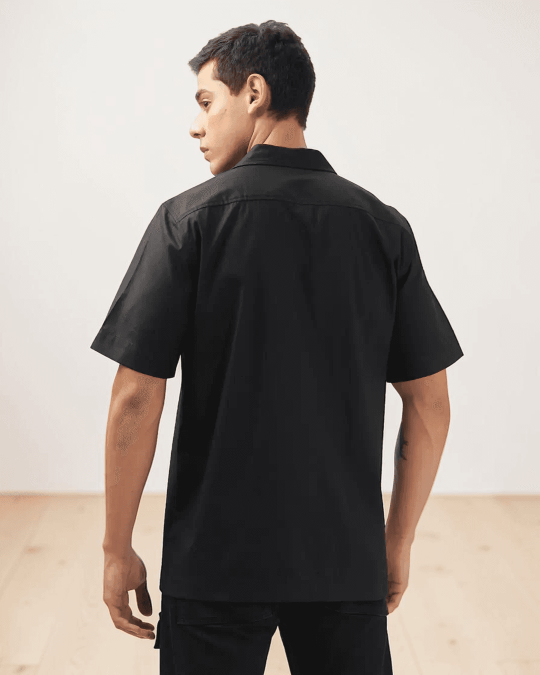 Men's casual short sleeve shirt sewing pattern 'Paul' with relaxed fit, Back View